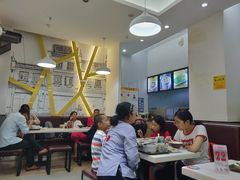 大堂-禾师兄·布拉肠(一德路店)