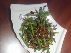 -川流不息·地道川菜·小龙虾(松东路店)