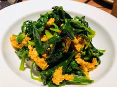 菠菜拌面筋-耶里夏丽·丝路国际新疆菜·清真食品(徐汇南丹东路臻选店)