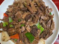 -芦茨金富饭庄·25年老字号·专做稻草鸡