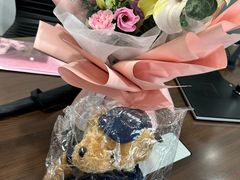 -上海星瀚奔驰4S店(红柳路店)