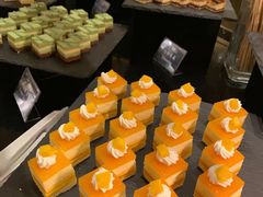 -上海西藏大厦万怡自助餐厅(徐汇店)