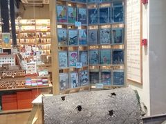 -猫的天空之城概念书店(杭州南宋御街店)