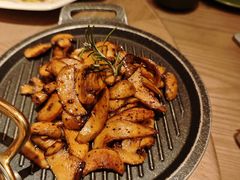 -耶里夏丽·丝路国际·新疆餐厅(浦东区东方路店)