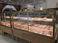 面包甜点陈列柜-石头先生的烤炉(济南领秀城贵和店)