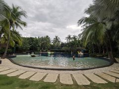 -三亚湾海居铂尔曼度假酒店