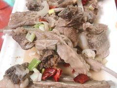 -穆豪麦蒸碗羊羔肉