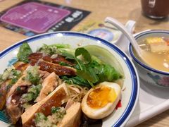 -彩虹站·香港烧腊茶餐厅