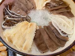 -哥老官重庆美蛙鱼头(松江地中海十八哥店)