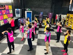 -嘿哟动霸CHUA·新潮玩运动娱乐中心·蹦床滑冰团建乐园