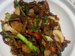 -前海沿·青岛菜(李沧万达店)