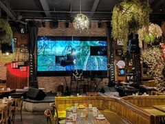 -胡桃里音乐餐厅(陶溪川店)(川湘赣菜·世界百大酒庄直供红酒·音乐表演)