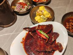 -草家酱蟹炭火烤肉店(珲春南路一店)