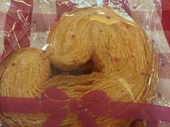 -红宝石·鲜奶小方·海派西点房(南丹店)