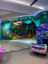 -袋鼠王蹦床公园(中信泰富万达广场嘉定新城店)