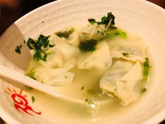 骨汤菜肉馄饨-阳阳中国饭(北京荟聚店)