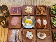 -银米·云南传统过桥米线(双廊黑金冠店)