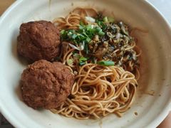 -佬钱湾仔(衣裳街店)