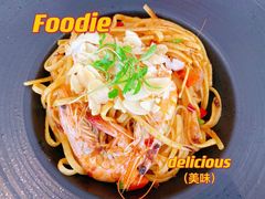 -杏荟旋转餐厅(广州爱群店)