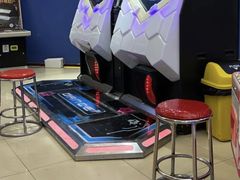 -爱玩嘉年华(龙湖曲江天街店)