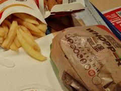 -汉堡王(上海118广场店)