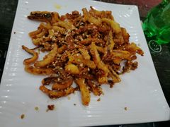 -扒虾小妹儿麻辣海鲜(宏图街店)