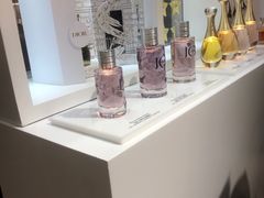 -Dior迪奥(上海世茂广场店)