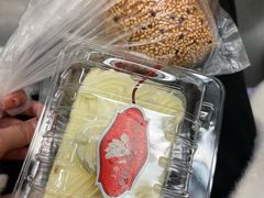 -白玉兰食品甜凤店(合生汇店)
