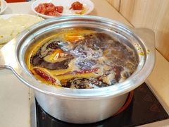-爱客得牛排海鲜烤肉·火锅自助(春熙路黑金好店)