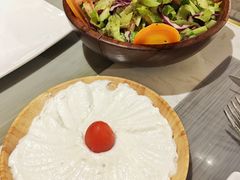 安塔利亚自制蒜子酱-Antalya安塔利亚土耳其餐厅(猎德店)