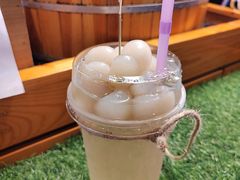 -席娜卡琳火车铁道夜市