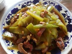 -老根农家饭店