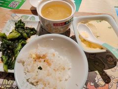 -老乡鸡(上海白玉兰广场店)