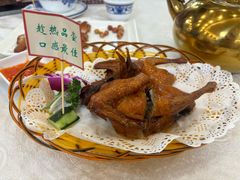 中山石岐冰皮乳鸽-津津菜馆(绝没分店)