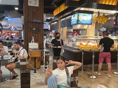-Pier 21 (Terminal 21 Asok)