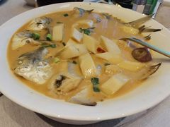家烧白扁中鲳鱼-甬府小鲜(万象城店)