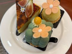 -元一希尔顿酒店·鲜切牛肉火锅禅自助餐厅