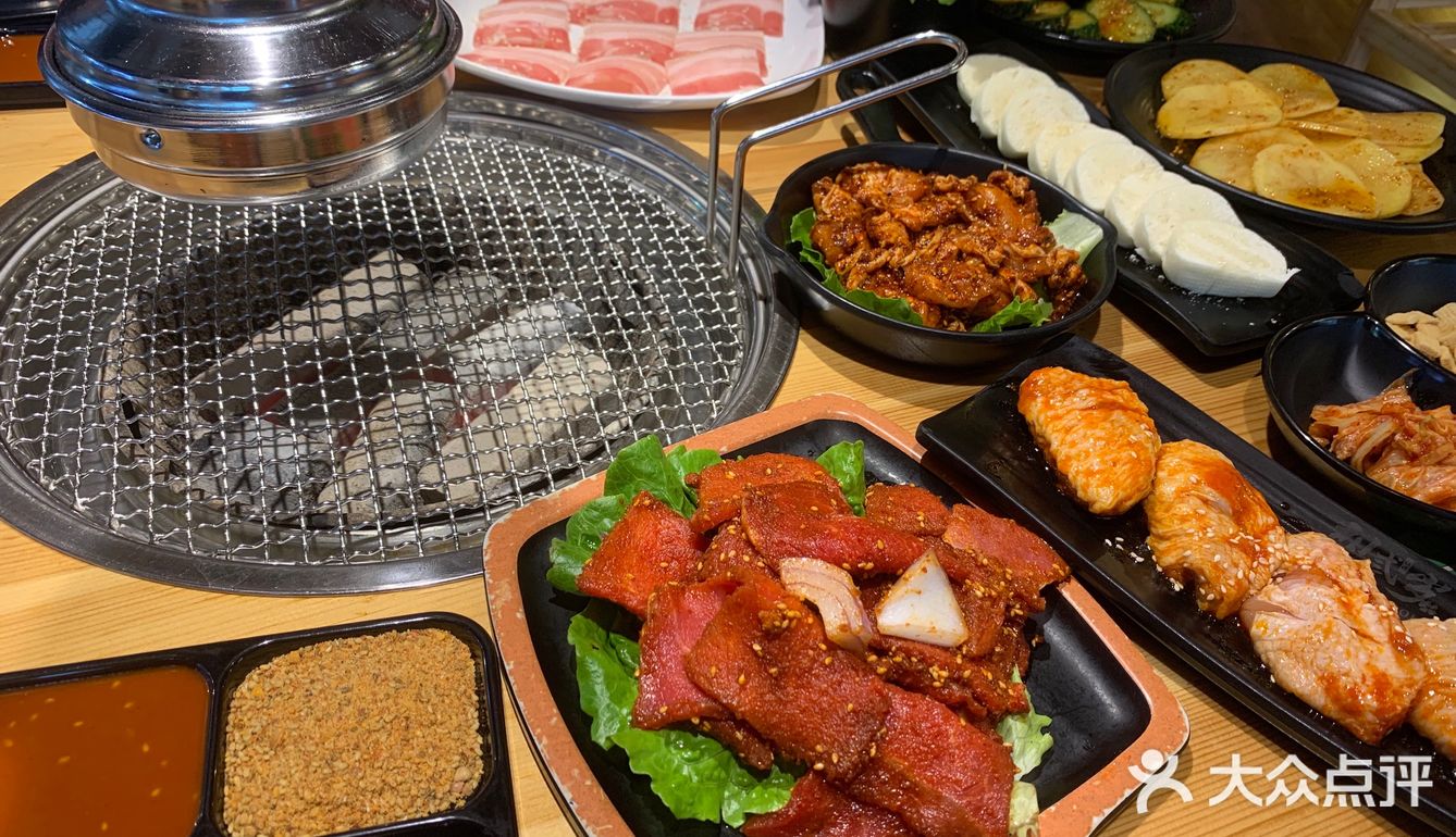 武汉冷天福音梨弎岁碳火烤肉