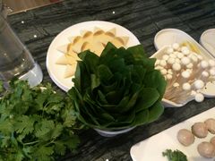 -大渔小鲜火锅店