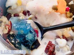 -津椰本·海南正宗椰奶清补凉(店一店)