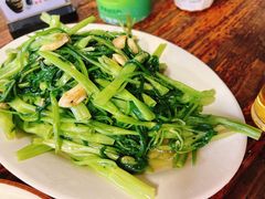 -关氏饮食店