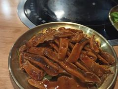 -肥肥虾庄·金牌油焖大虾(杨园滨江时代walk店)