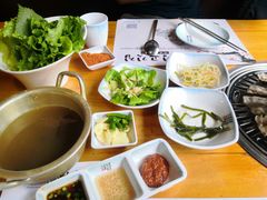 -唯成•韩国炭火烤肉 유성고기