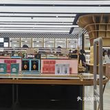 哇塞！！！解放西金棕榈的跨境店开业啦[加油][加油][加油][加油]