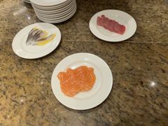 -华邑酒店·鲜艳全日自助餐厅