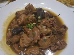 -洁神饭庄·海鲜·青岛菜·30年老字号(五四广场店)