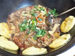 -曹丞相·地锅鸡·地锅鱼(武林店)