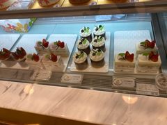 -花花卷卷·鲜食蛋糕(静安久光百货店)