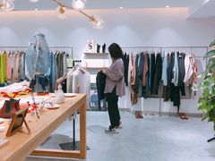 -nana showroom娜娜家服装店
