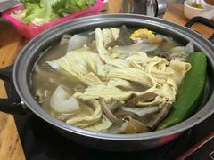 -益街坊牛腩火锅(南边海店)
